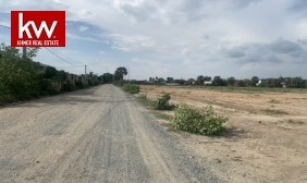 Land in Kandal for Sale near Airport