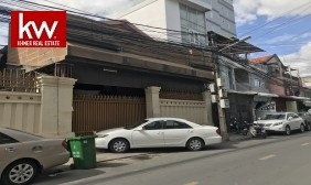 Warehouse For Rent