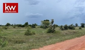 Land for Sale on National Road 41