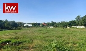 Land For Sale ( National Road 1)
