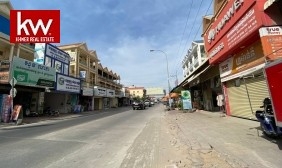 Shop-House for sale near Chouk Meas Market
