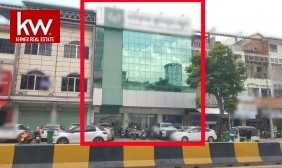 Building for Rent on Main Road